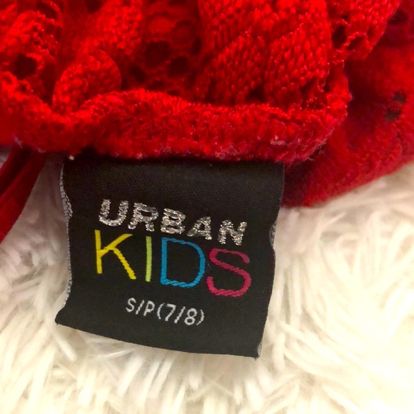 Off the shoulder red crop top - Picture 2 of 2